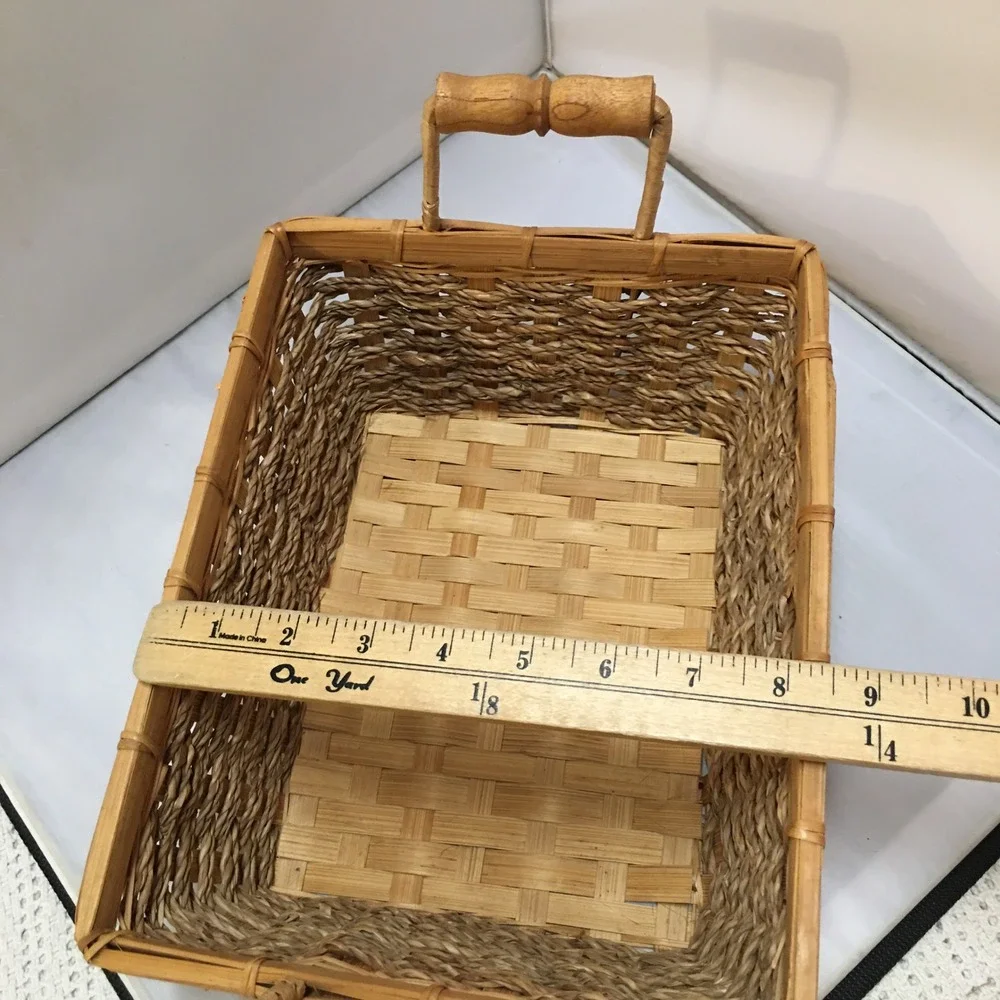 Woven Seagrass Basket Unisex Medium Tan Rectangular‎ Bamboo Handles Cottagecore
